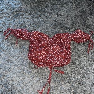 Off-the-shoulder Floral Crop Top